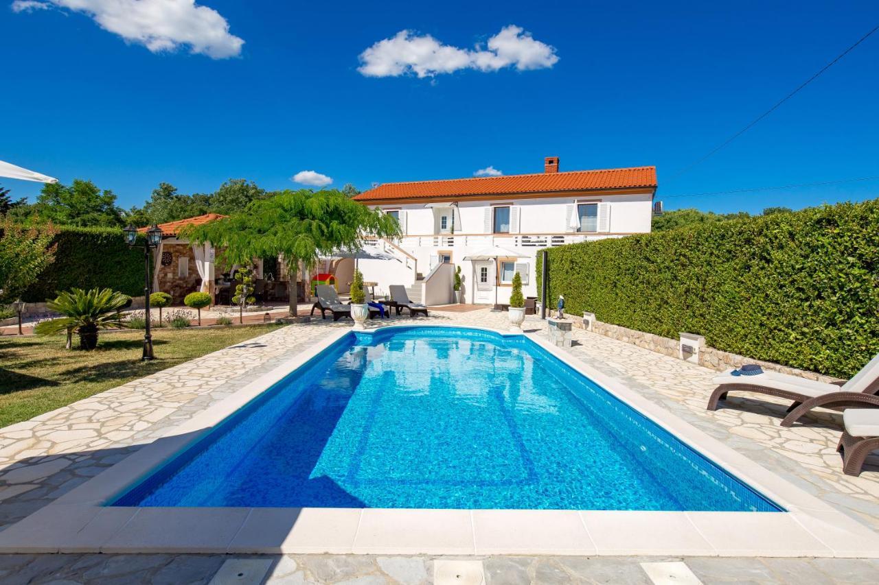 Villa Summer Oasis Dobrinj Exterior foto